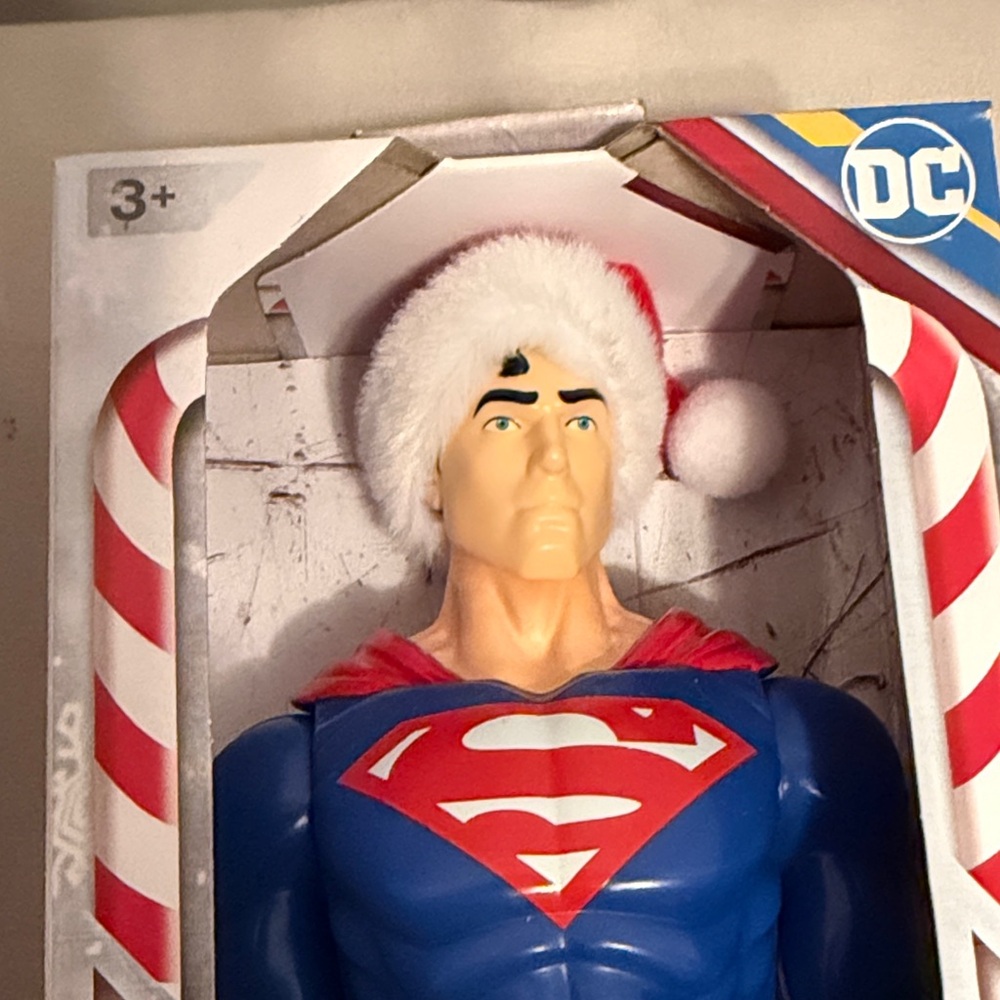 DC Comics Robin and Superman Holiday Action Figures - Red, Green, Blue - Picture 10 of 17